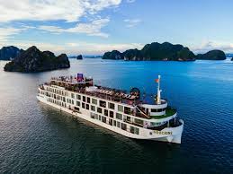 Du Thuyền Ngày La Casta
